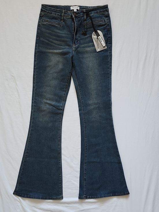 Kendall & Kylie Denim - NWT Kendall & Kylie High Rise Flare Jeans Size 9/10 (Read Tag Notes)